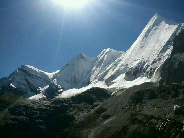 稻城亚丁川藏线林芝拉萨拼车纯玩自由行10日