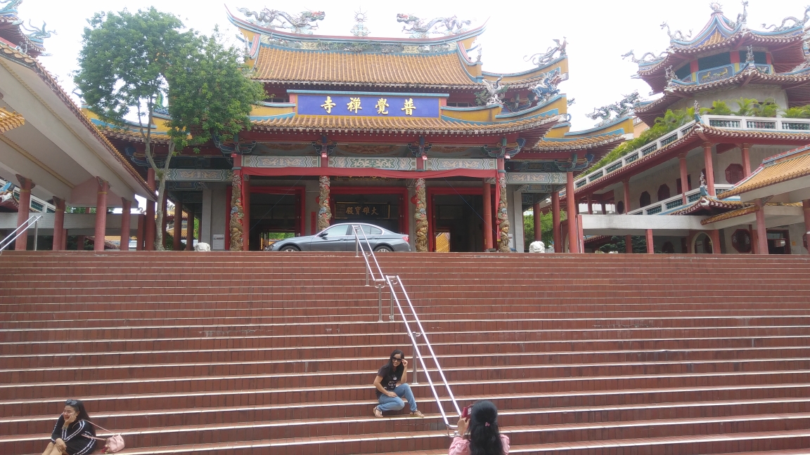 新加坡光明山普觉禅寺是中国僧人创建于1920年,拥有95年历史,比
