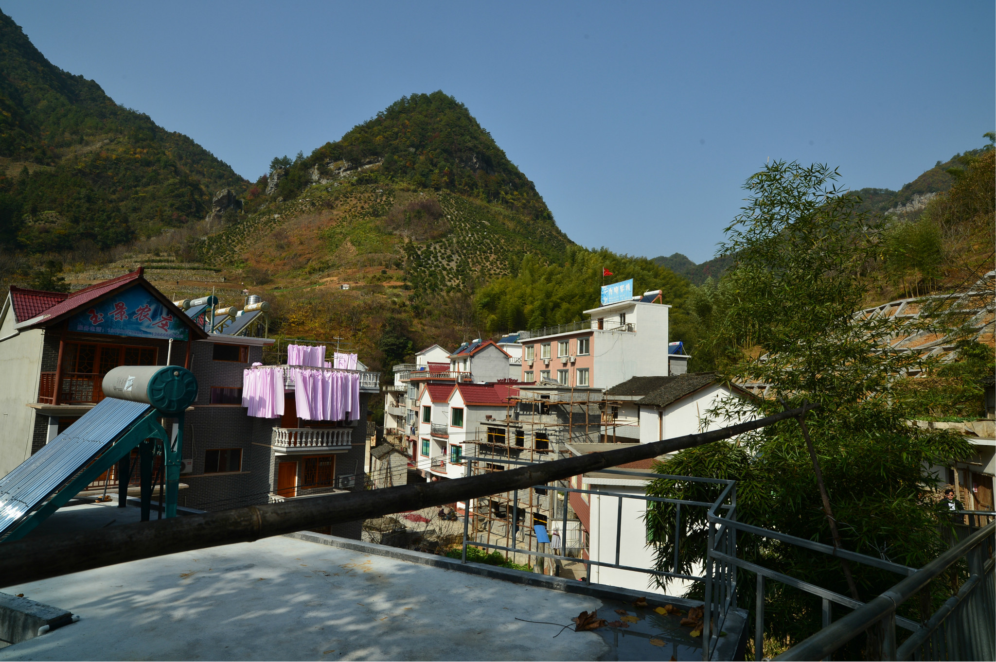 浙江淳安千岛湖景区之九咆界上西村