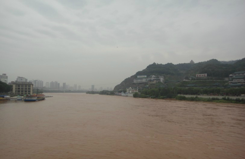 黄河边人口_黄河边(2)
