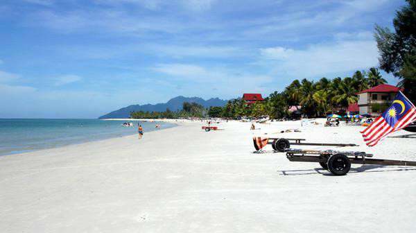 比较便宜的海边 wKgB3FH4tPKAKcWhAAG_9Fr3RnY49.jpeg?imageView2%2F2%2Fw%2F600%2Fh%2F600%2Fq%2F90