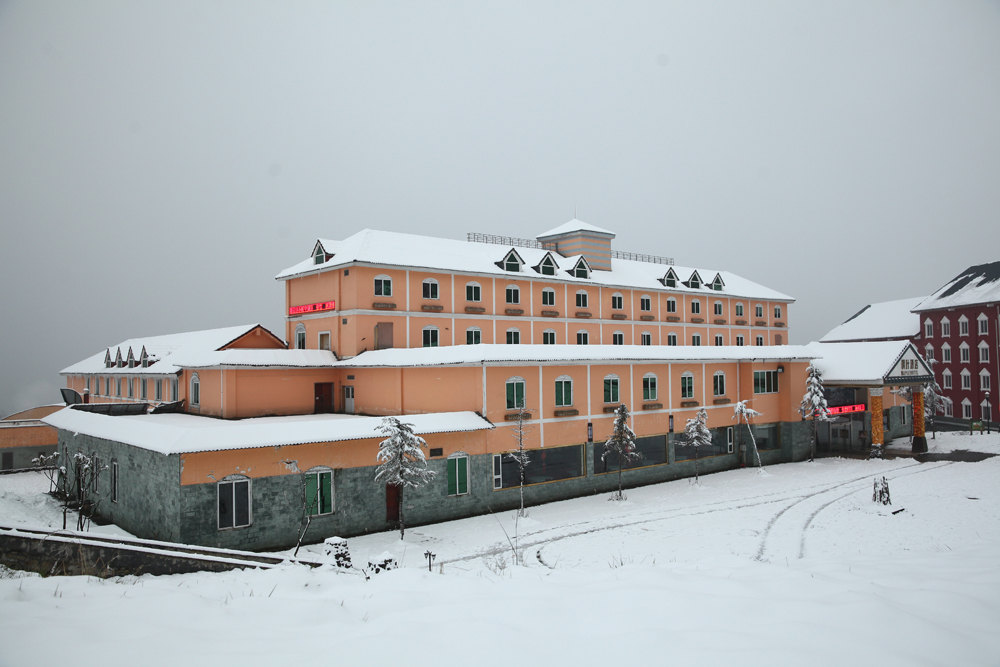 西岭雪山枫叶酒店