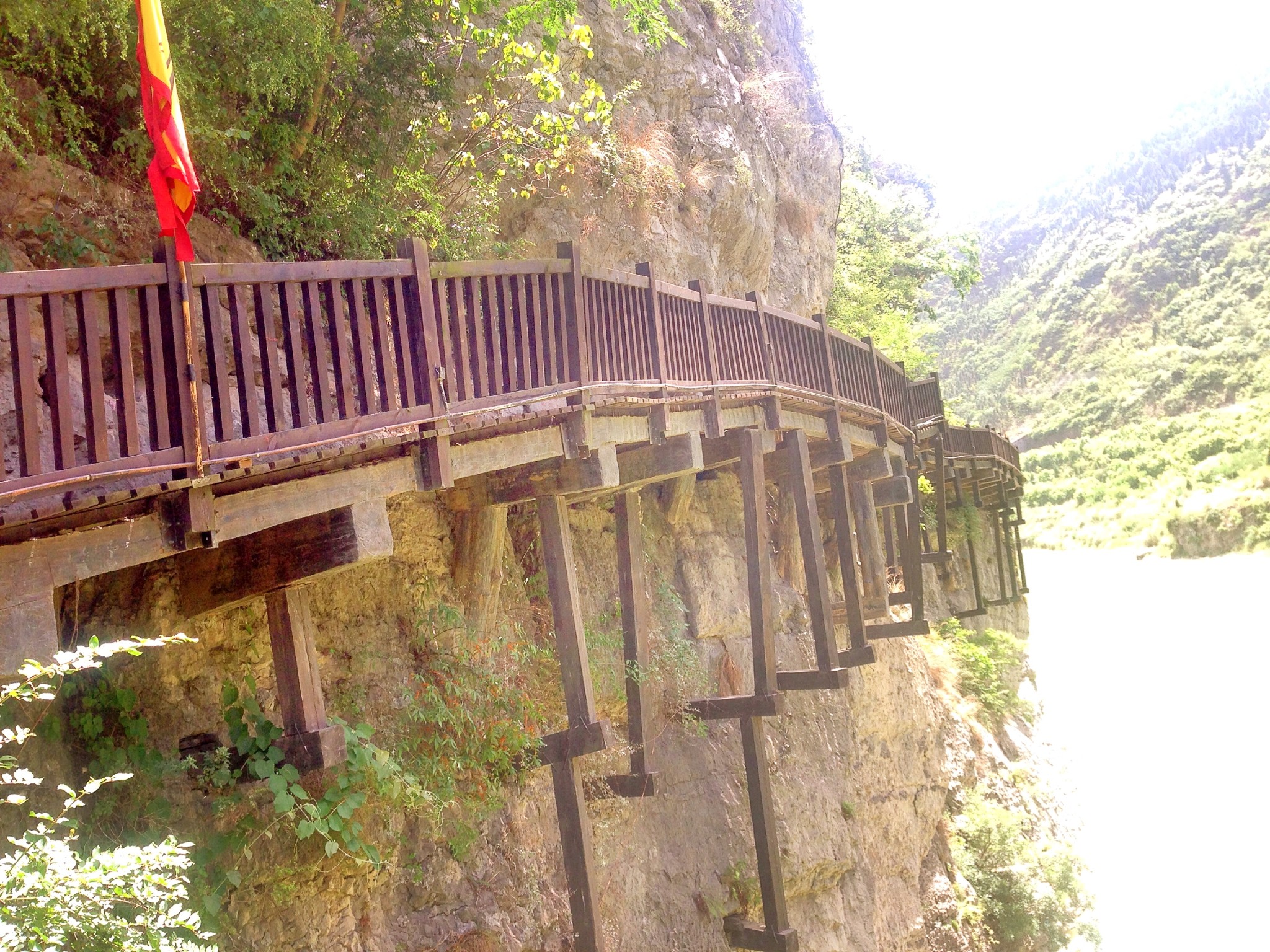 明月峡古栈道        