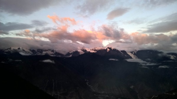这个世界上有天堂和地狱吗 wKgBpVYbKtKASNFMAAWSXHBfz0819.jpeg?imageView2%2F2%2Fw%2F600%2Fh%2F600%2Fq%2F90