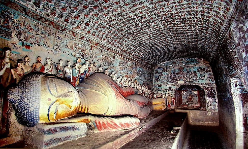 这里,便是世界最大的佛教艺术宝库中国四大石窟之一【莫高窟,票价200