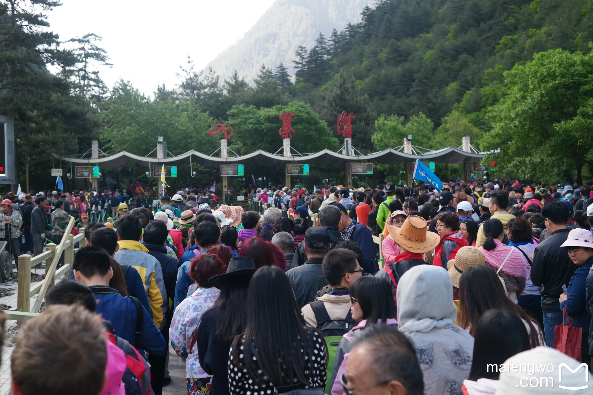 成都地铁_成都导游收入(3)