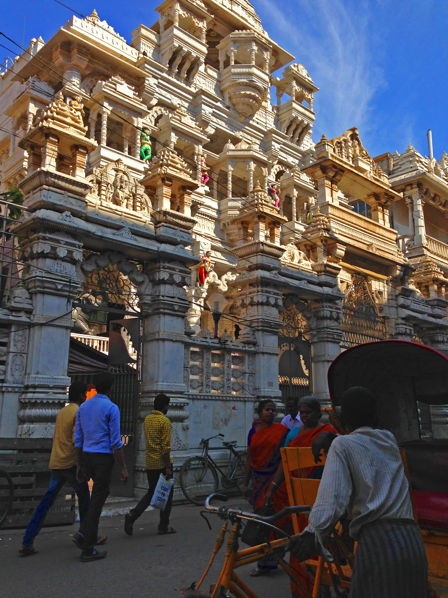 印度泰米尔纳德邦/chennai/乘城市铁路游金奈