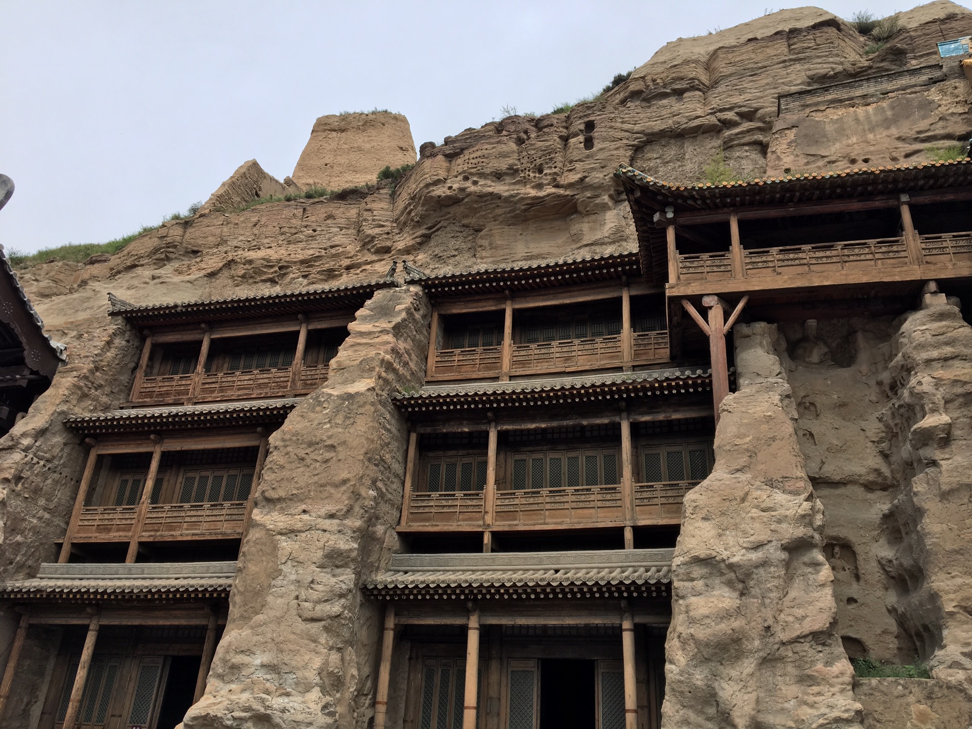 wKgBZ1jKHeWAVvXKAA3E4Sd8KiQ76.jpeg?imageView2%2F2%2Fw%2F680%2Fq%2F90