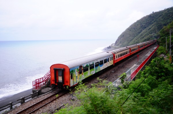 怎么到台湾旅游 先去日本再去台湾 wKgB4lN3PbaAGBsjABxwelOZ-8Y07.jpeg?imageView2%2F2%2Fw%2F600%2Fq%2F90