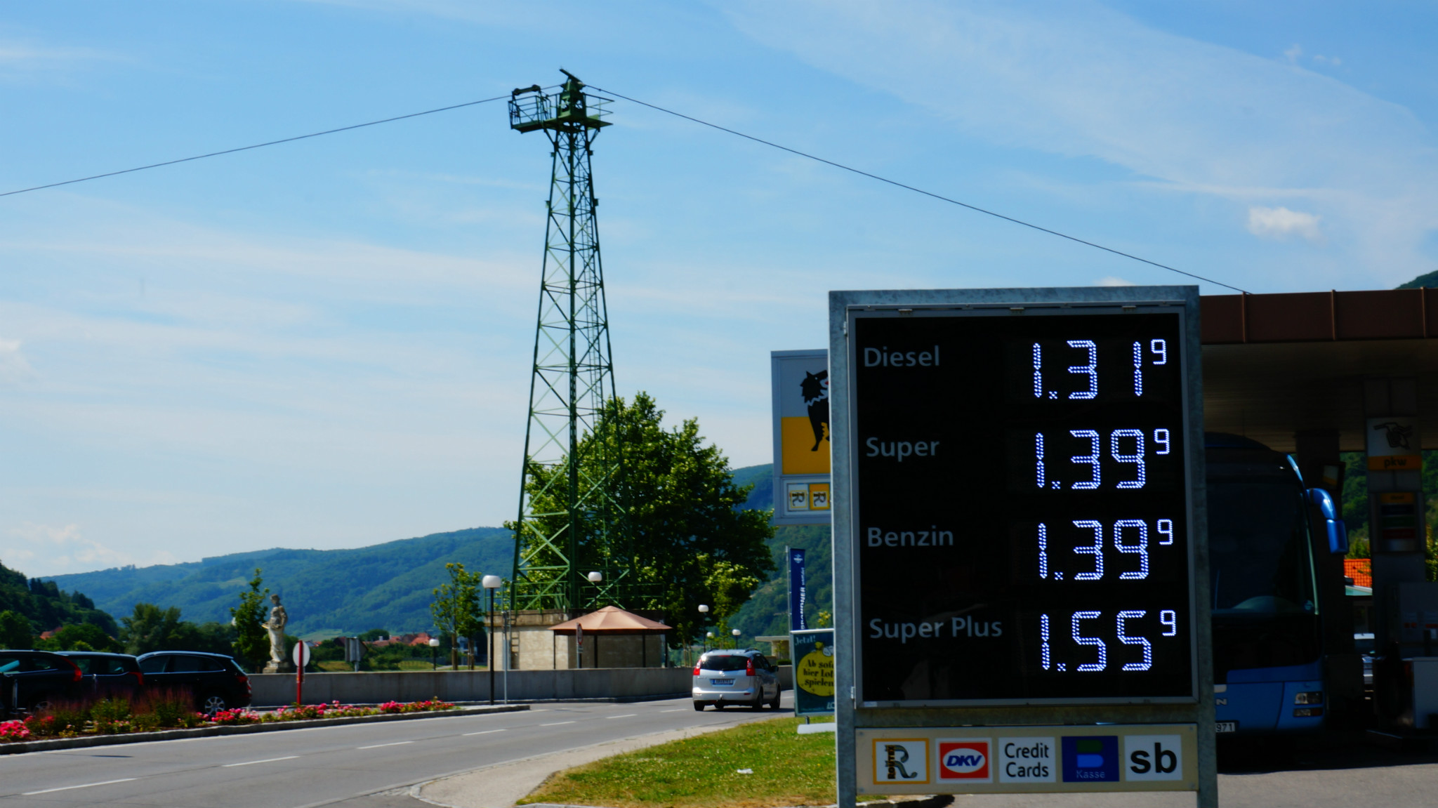 奥地利小镇_奥地利人均收入