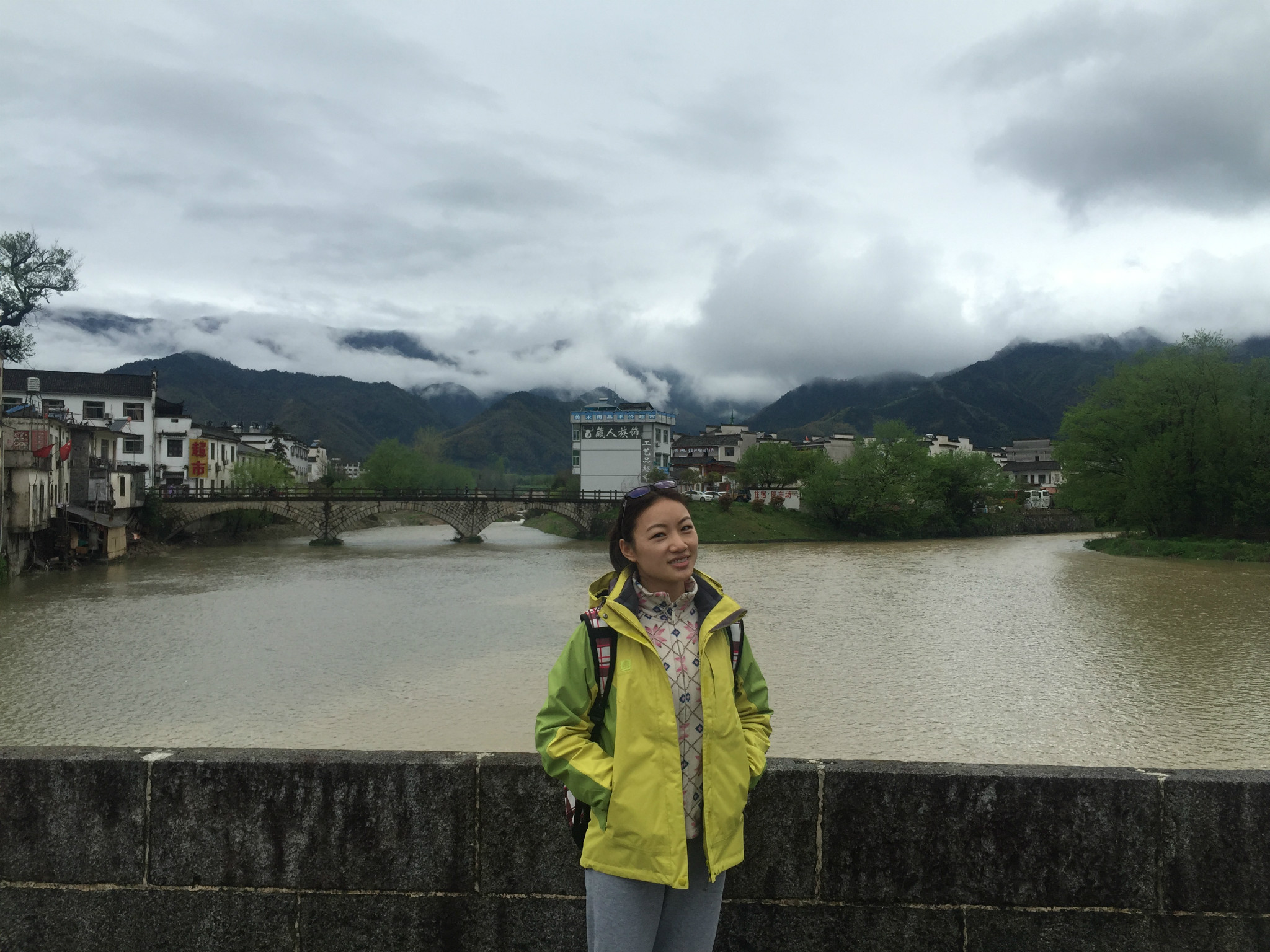 黄山汪姓人口_黄山风景图片(2)