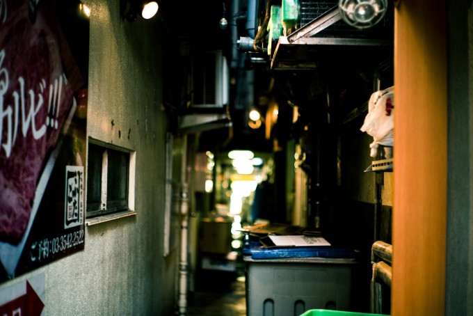 普通人怎么去香港开店 wKgBpVWuFvSAd4prAAeSN0hvRZc87.jpeg?imageView2%2F2%2Fw%2F680%2Fq%2F90