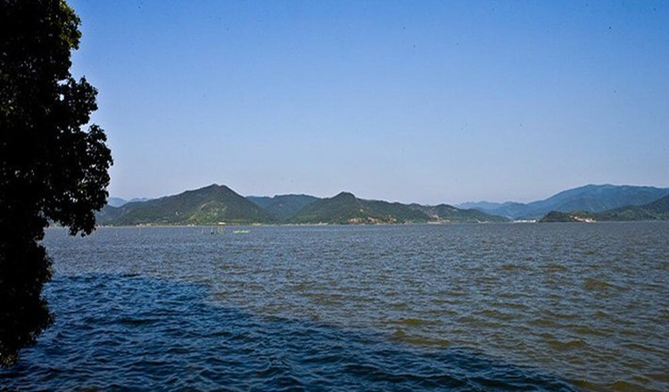 寧波東錢湖景區小普陀福泉山