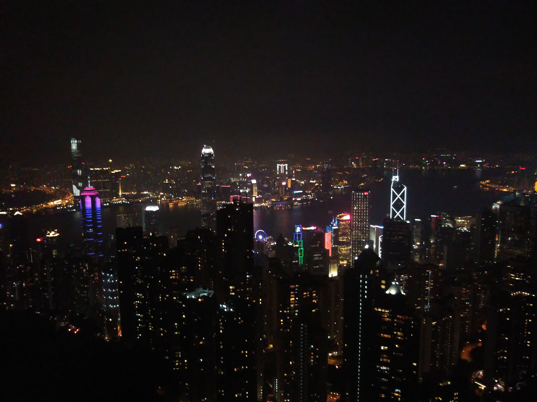 在太平山顶,俯瞰香港【当日往返罗湖,香港一日