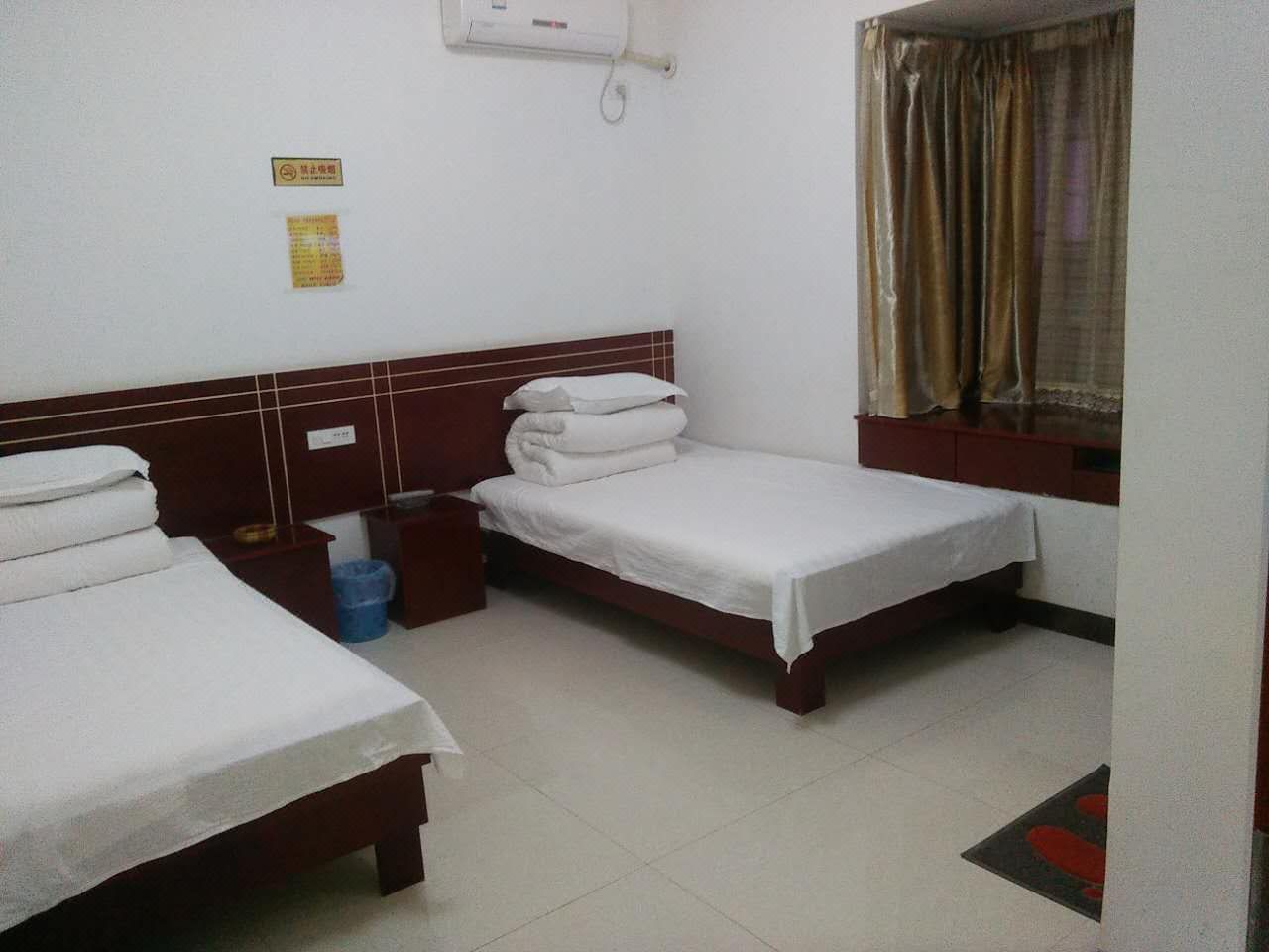 铜鼓县九龙商务宾馆