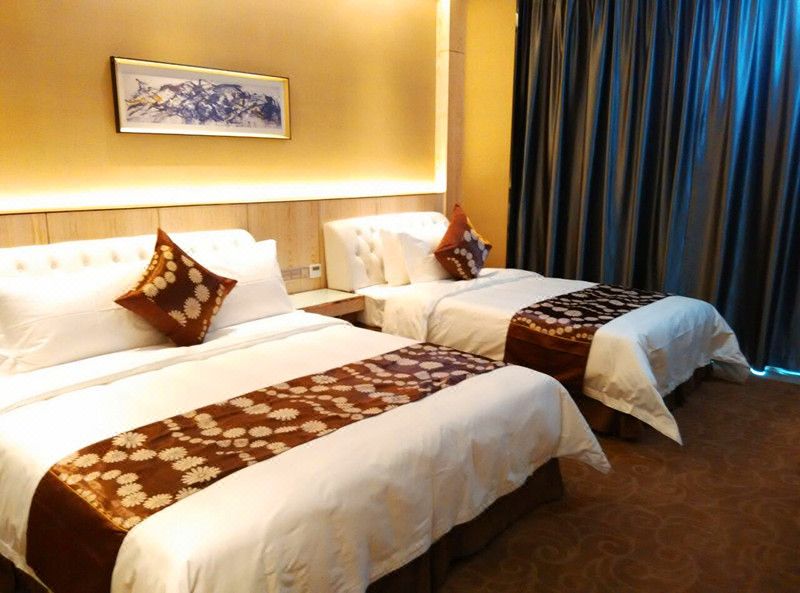 台山东富大酒店